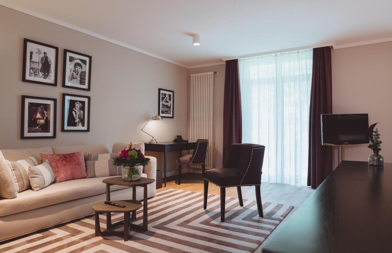 Vila Vita Rosenpark Marburg Ngoại thất bức ảnh A typical apartment