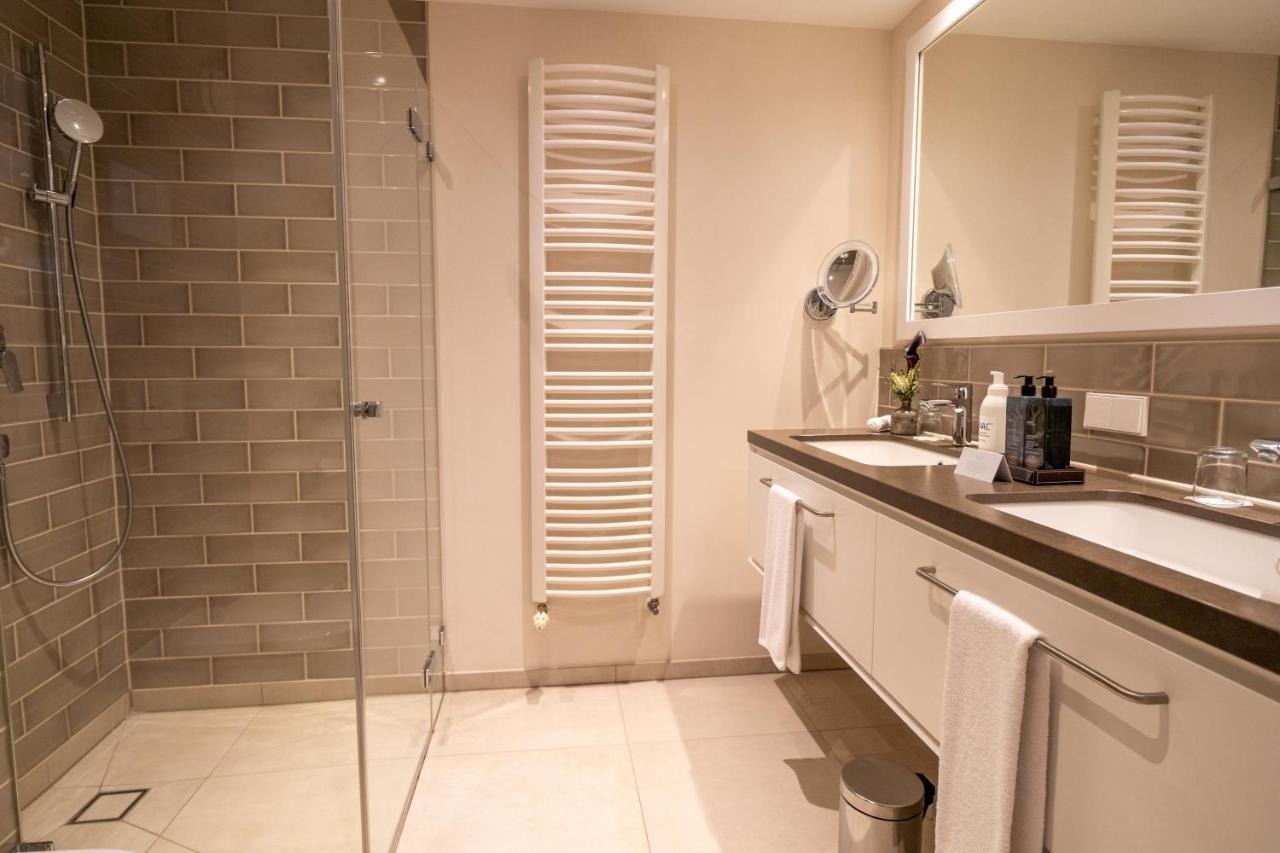 Vila Vita Rosenpark Marburg Ngoại thất bức ảnh A bathroom
