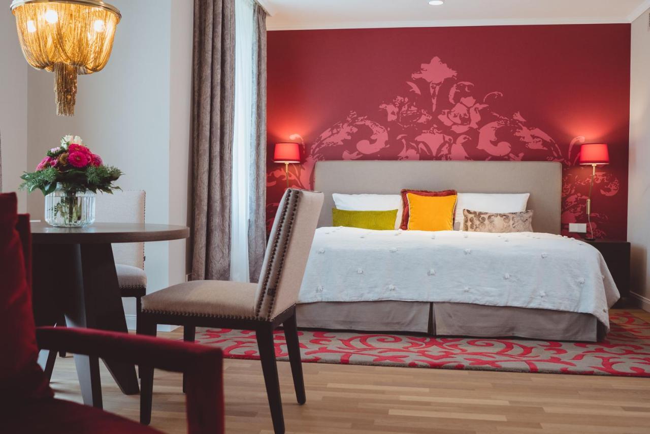 Vila Vita Rosenpark Marburg Ngoại thất bức ảnh A room at the hotel