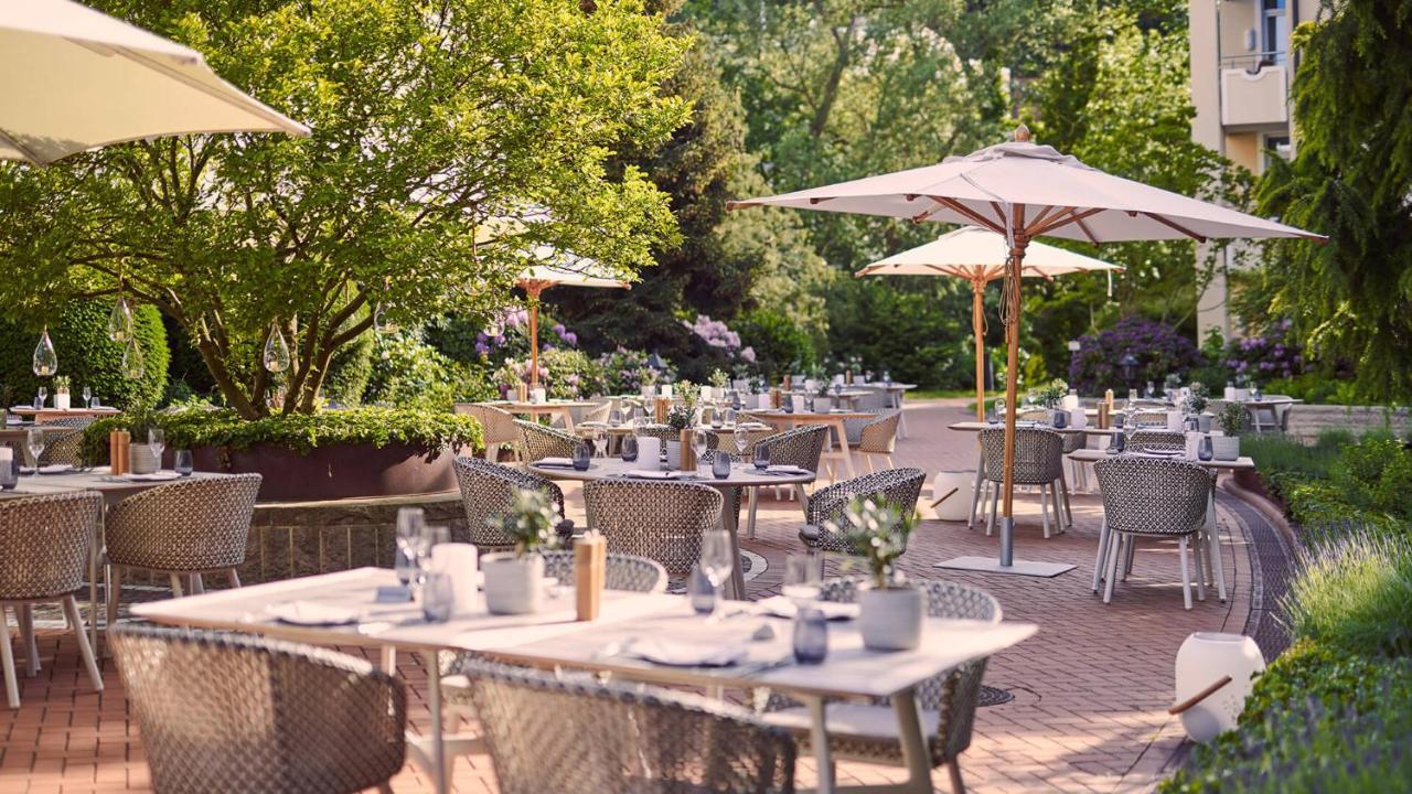 Vila Vita Rosenpark Marburg Ngoại thất bức ảnh The Terrace at the Hotel de la Paix